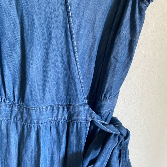 J.Crew Grand Lily Drapey Chambray Denim Blue Wrap Ruffle Hem Midi Dress 4 - Picture 10 of 16